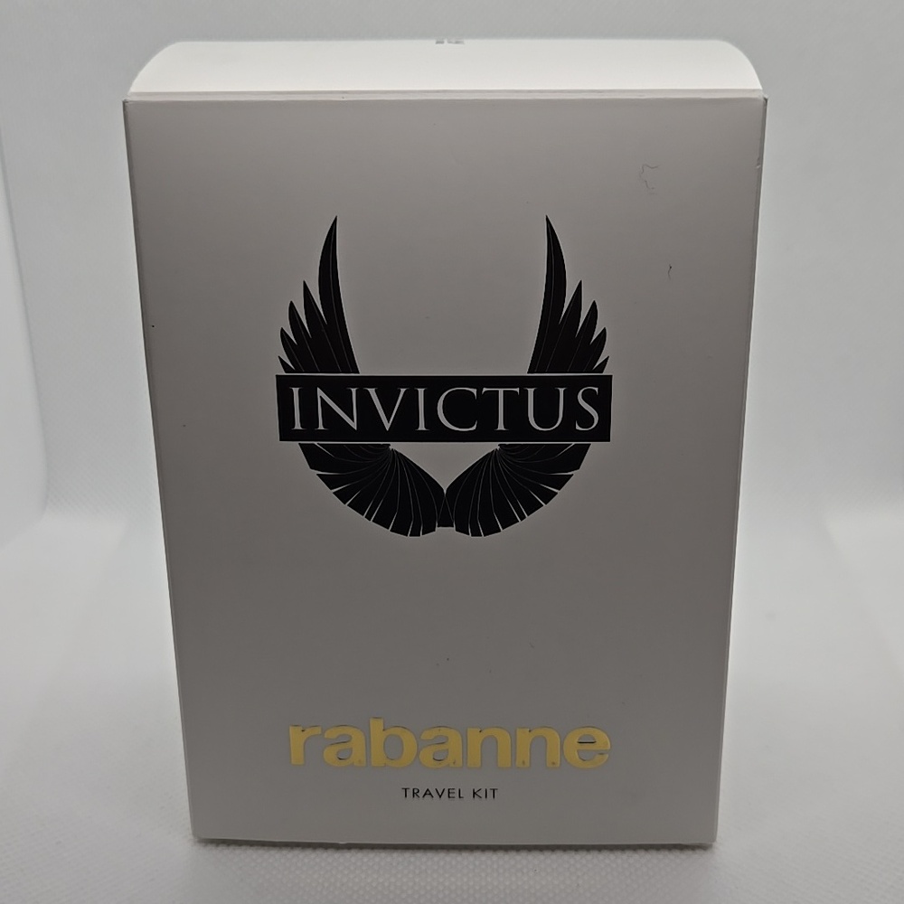 Paco Rabanne Invictus Travel Kit Set - Picture 2 of 3